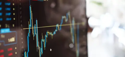 Je lepší investovat do nemovitostí teď nebo v době krize?