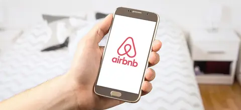 Povinnosti pronajímatelů při pronájmu přes Airbnb nebo Booking