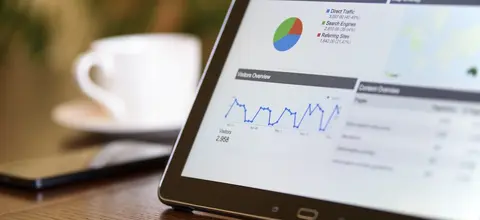 Vyplácí se ještě dražby nemovitostí? Souhrnné statistiky za rok 2018