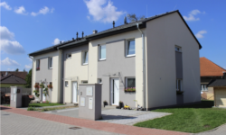 I přes osvobození, se daň z nabytí nemovitosti u novostavby RD platí !