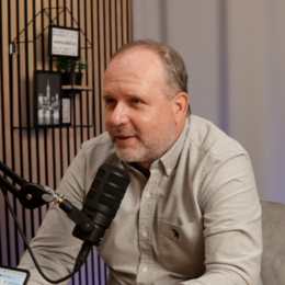 Michal Hanus: Neinvestuji do Bitcoinu, přemýšlím jinak. Půda, akcie i startupy.